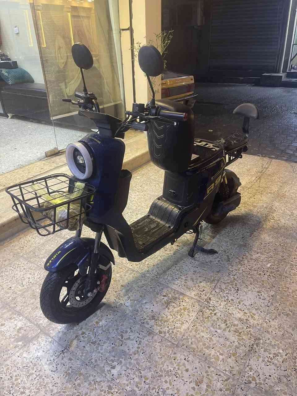 ‏سلام عليكم دراجة شحن للبيع سعر الدراجة 500 مكان الدراجة بغداد جديدة ***********
