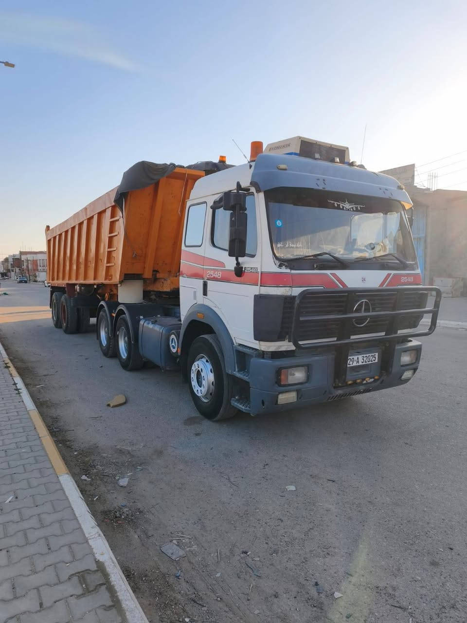 السلام عليكم للبيع مارسيدس البي موديل 91 مجموعه جي اف گير كهربائي مكينه 35 ستندر سنگل خلفي سابقن وباقي الاتفاصيل الاتصال على الرقم ***********  
السعر 4 و10 علما اني مكلف بالنشر الاتصال على صاحب الرقم
