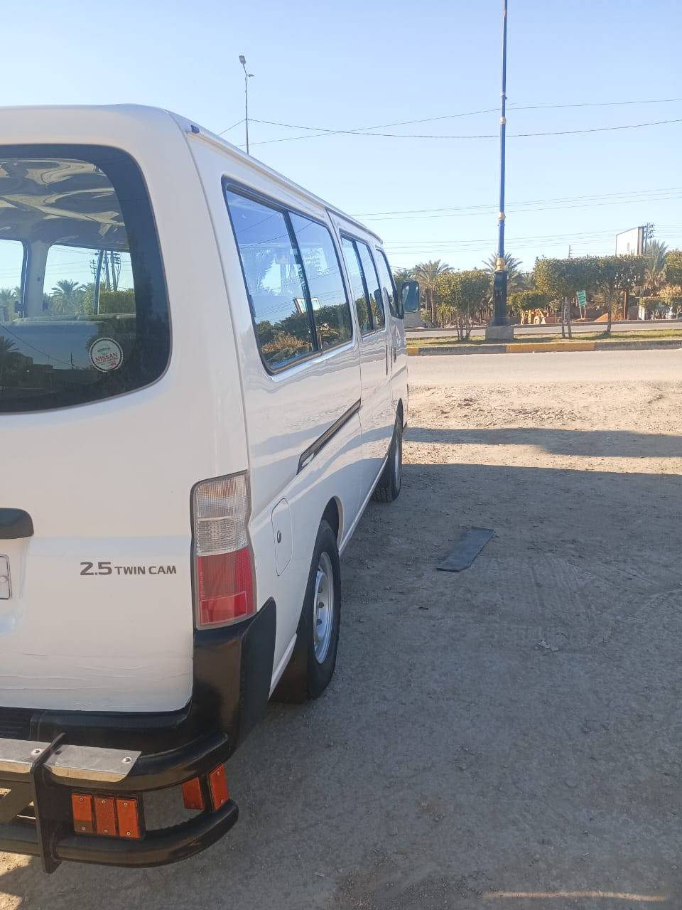 نيسان ناصية لبيع مديل ٢٠١٢ رقم سلماني مكفول بكلش ١٨٠ ورقة او بيها مجال *********** مكان كربلاء
