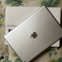 ايباد ٩ • ٦٤ • بطارية ٩٥