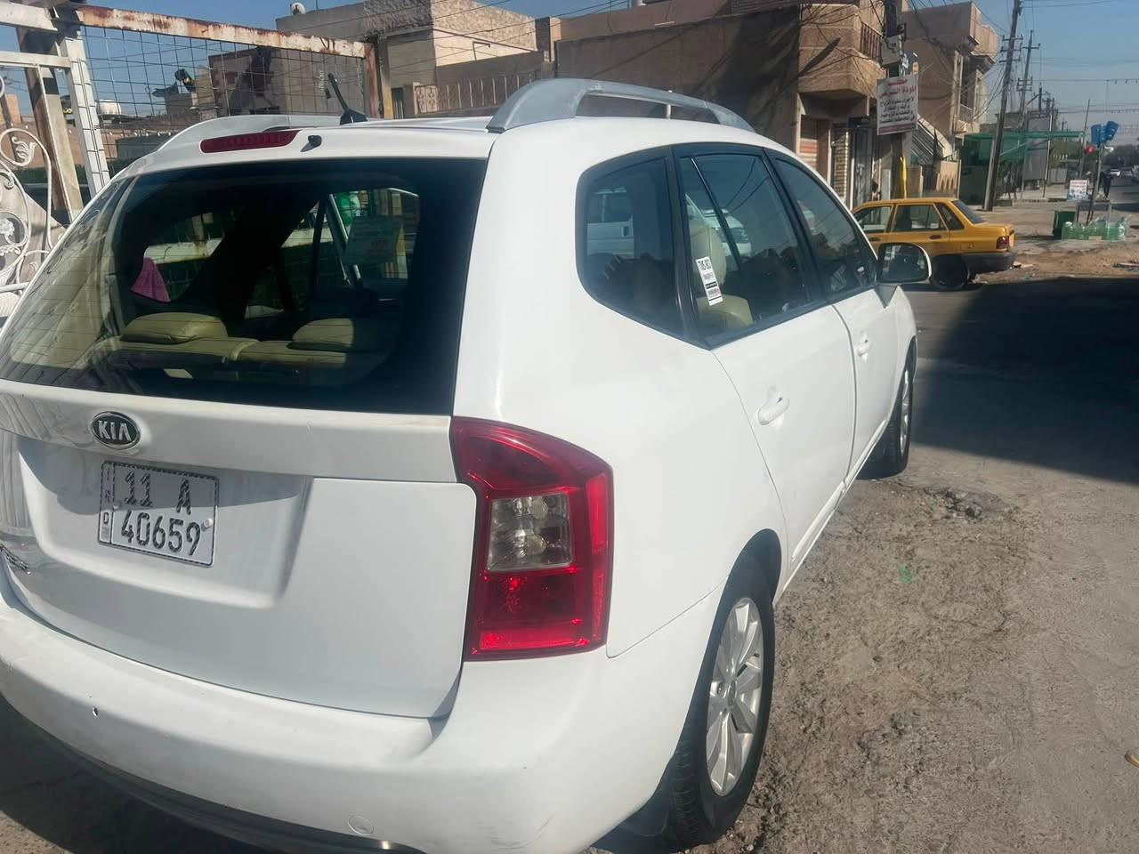 سلام عليكم كيه موديل ٢٠١١ جيده مال بيت بدون صبغ بيه بس باراد مكان سيره بغداد الجيدات سعر ١١٥ بيه مجال قليل  تلفون ***********
