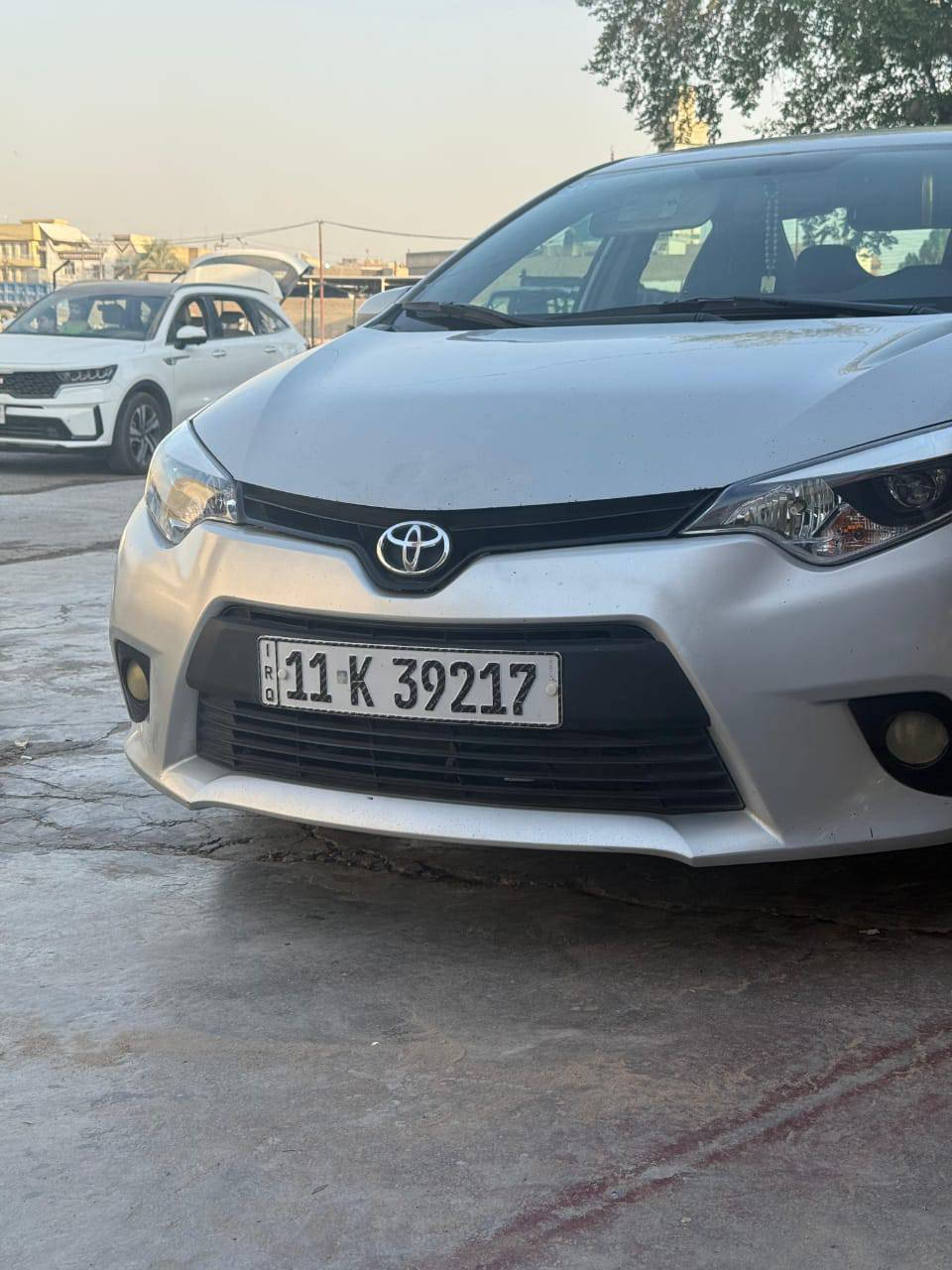 كورلا 2014 كندي صبغ باب خلف سايق رقم بغداد باسمي 
سنويه 2030 عنوان بغداد الغزاليه صدرها نضافه 50 باتري تخم تاير نضيف  تبريد تدفئه محرك بدايه تبخير بسيط  سعر 112      رقم ***********
