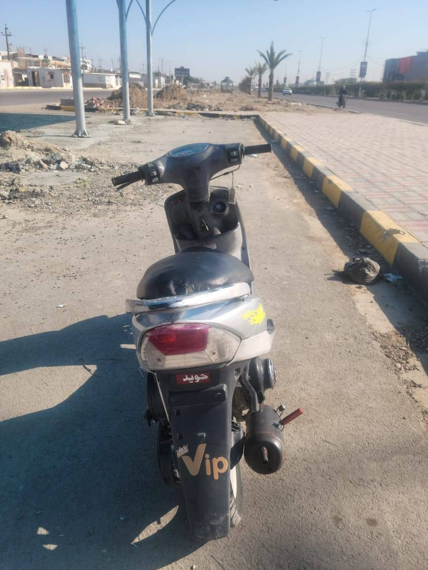 السلام عليكم ماكس منغولي للبيع 
الدراجه حلوه ونضيفه 
مكينه بلادي 49 
كهربائيانه كامله من لايت اشاره 
شغاله نكره سلف او هندر 
كفرات كامله وملح 

مكاني كربلاء شارع النجف 
السعر 475 وبيه مجال حك الجيه 
للتواصل ***********
