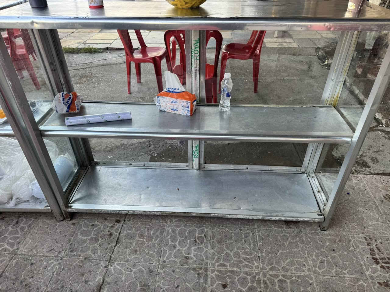 المطعم للبيع
لعدم التفرغ
محتويات المطعم موجودة بالصورة 
المطعم جاهز وشغال حالياً
الموقع : الفيصلية /سايدين التربية / قرب مديرية مرور نينوى

للأستفسار 
زيارة المطعم او الاتصال على الارقام التالية
***********
***********
