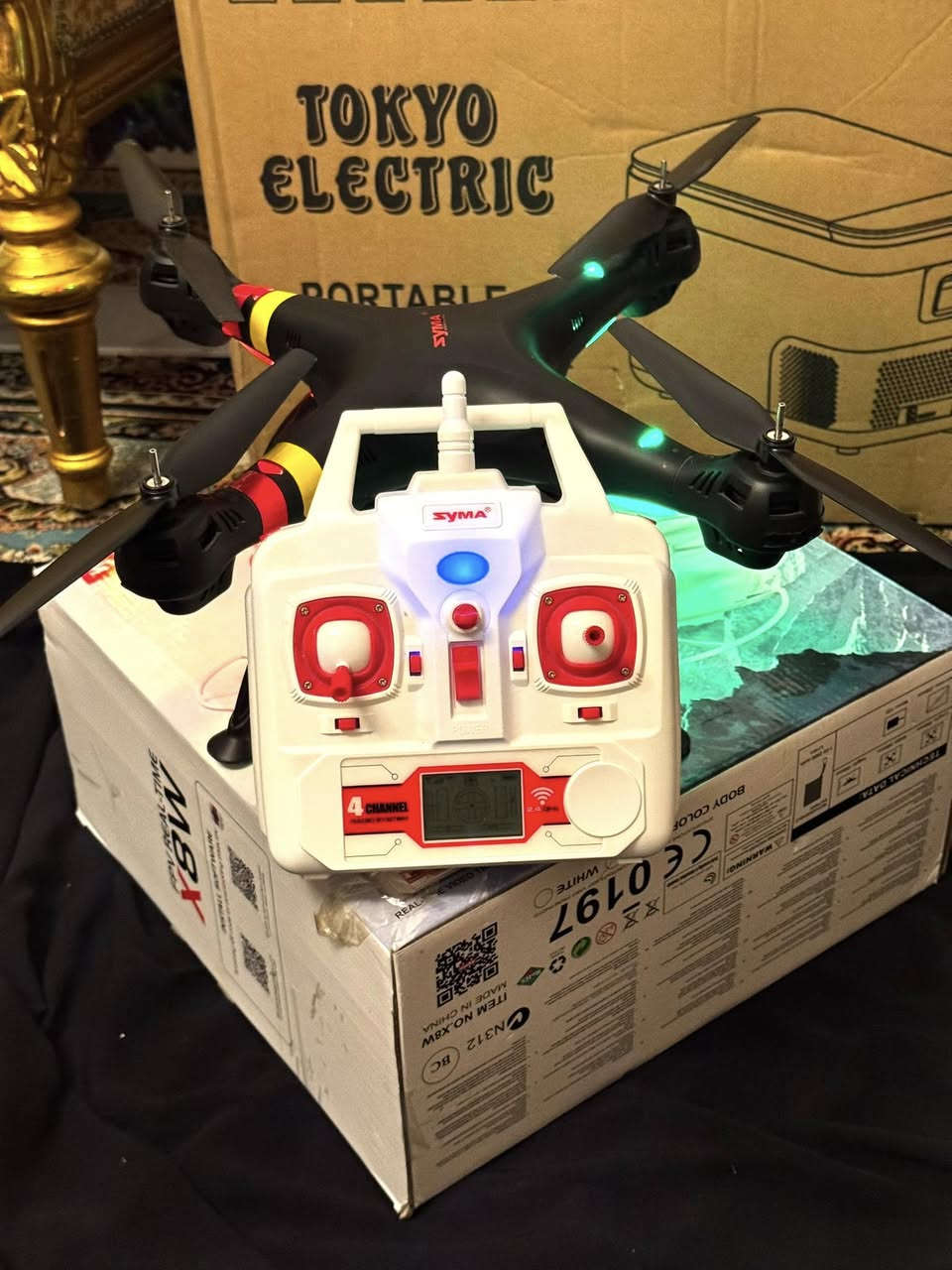 Syma X8W - درون تدريبية بمواصفات ممتازة للمبتدئين 🛸
 * تصوير مباشر: تدعم خاصية الـ FPV لرؤية التصوير مباشرة على موبايلك أثناء الطيران.
 * ثبات وحجم: تتميز بحجمها الكبير وتصميمها القوي اللي يخليها مستقرة وسهلة التحكم للتعلم.
 * مثالية للتعلم: أفضل خيار لضبط مهارات الطيران قبل الانتقال للطيارات الاحترافية والـ DJI
السعر 80 الف


**إذا كنت صاحب هذا الإعلان وتريد حذفه لأي سبب، رجاءا أرسل رسالة إلى الدعم الفني**