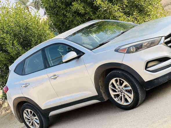 توسان 2018 رقم بابل // امريكي // بيها 4 قطع 

السعر //  142 وبي مجال 

‭0771 743 9199‬
