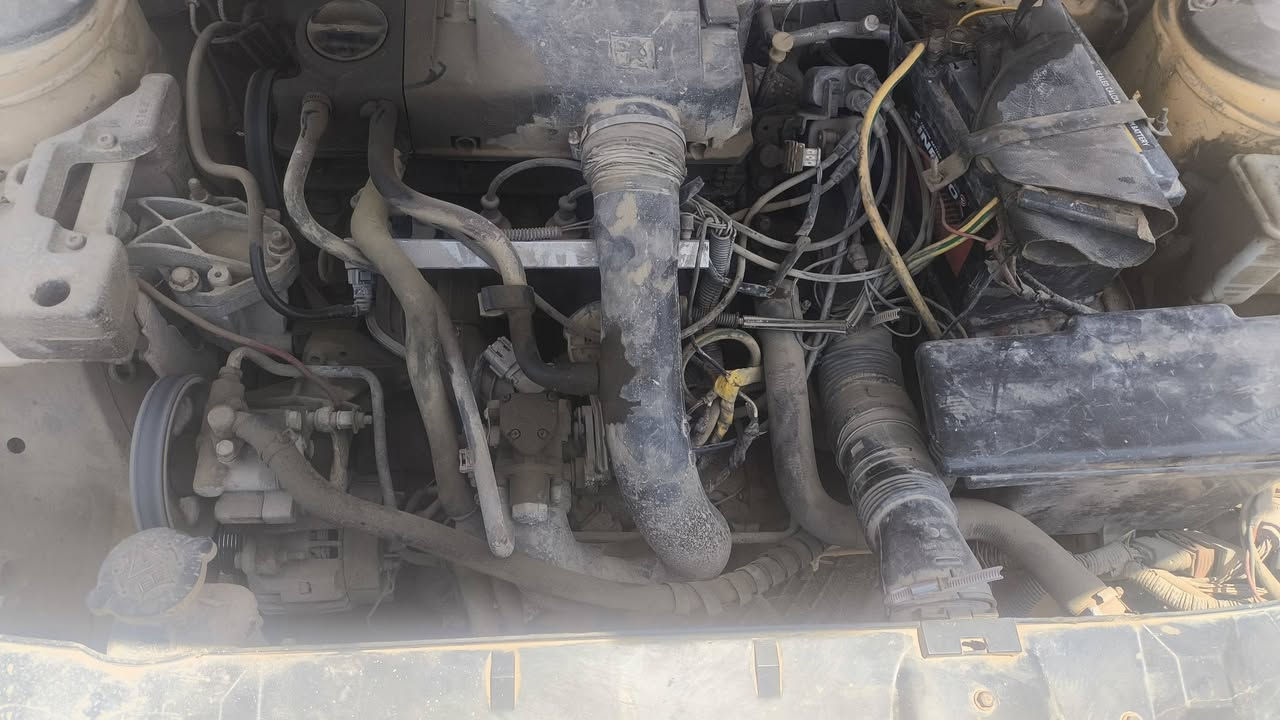 مكينه وگير بيجو بارص  مكفولات   للبيع تجي تشغل وتفحص وتفتحهن لان اريد اسقطهة  واي شي تحتاجه موجود..... ماكو توصيل العنوان بابل ***********
