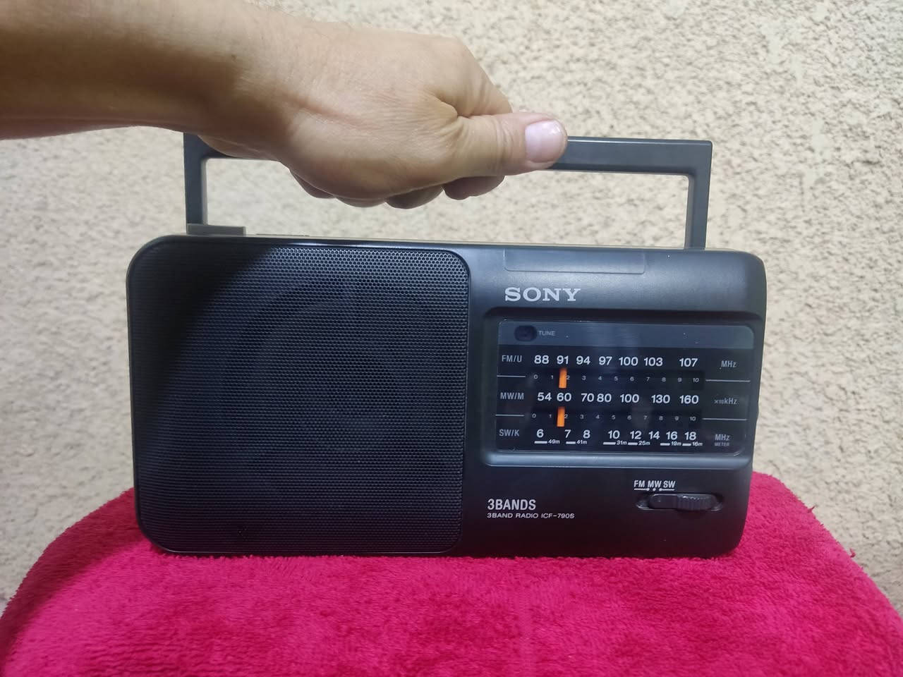 سوني
باتري كهرباء 
شرط الشغل والنظافة 
ثلاث موجات am fm sw 
50 مع التوصيل


**إذا كنت صاحب هذا الإعلان وتريد حذفه لأي سبب، رجاءا أرسل رسالة إلى الدعم الفني**
