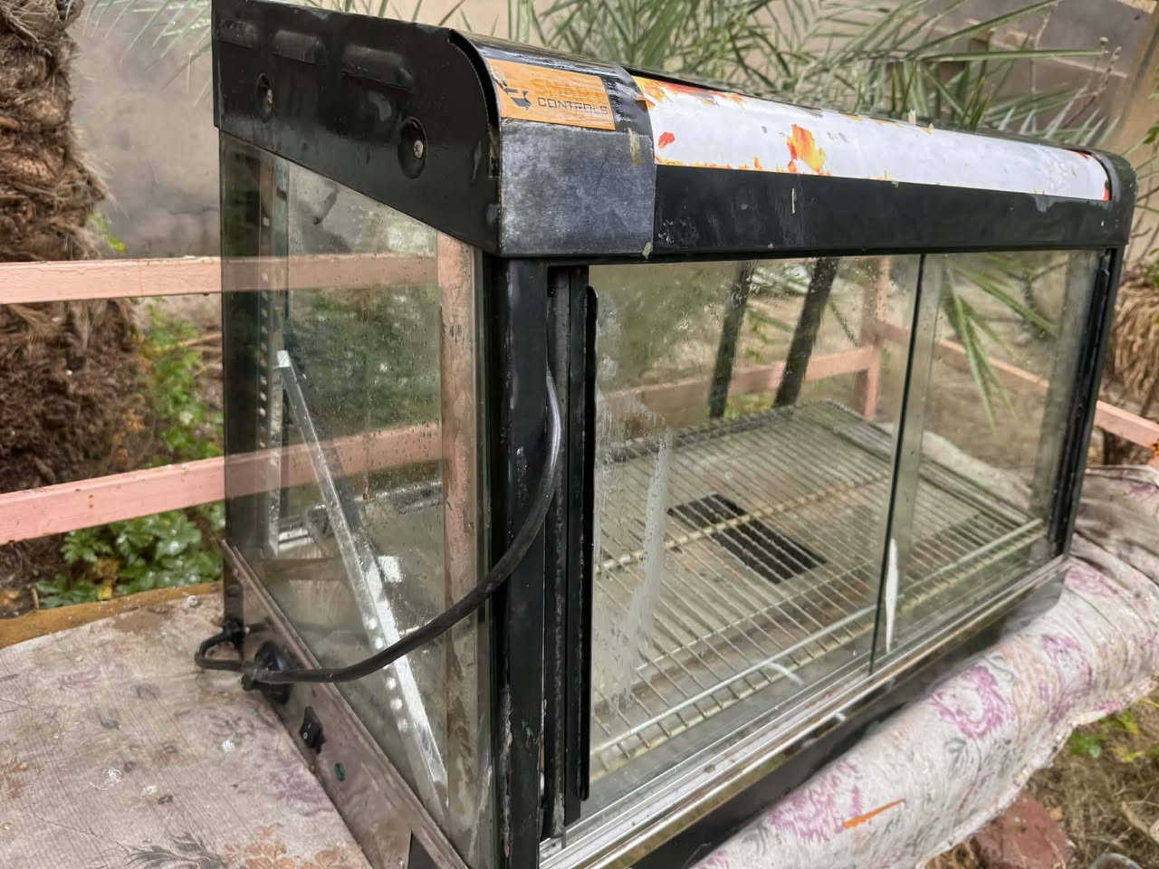 قلايه 5 مدافع امريكانا
حمايه كنتاكي شغالات كلمن وسعرهه مكتوب عليهه
مكان كوت واسط
***********
