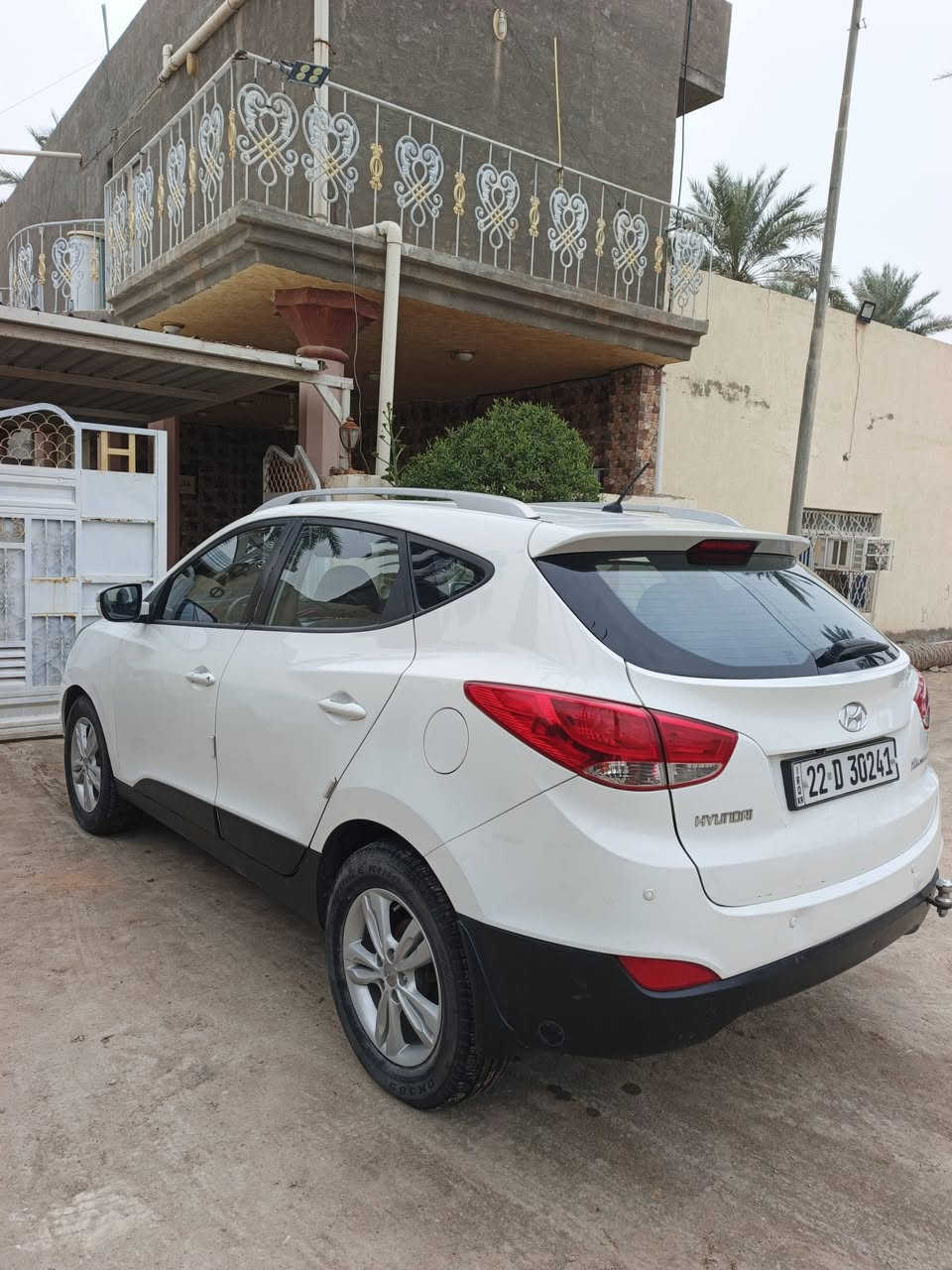 السلام عليكم
توسان خليجي موديل 2014 شكل ال2015 رقم اربيل الدولي تريد وكاله تريد تحويل السياره كير مكينه كفاله تبريد تدفئه حداديه خير من الله  موصفات تحكم استيرن فتحةups كامره خلفيه اشاير بالمري داخل لونين الخ... مواصفات التوسان المعروفه السياره ضررها فقط بنيد وبيها مكانين بارد فقط باقي السياره مكفول السعر 135 وبيها مجال بسيط مكاني كربلاء الحسينية للاستفسار ***********
