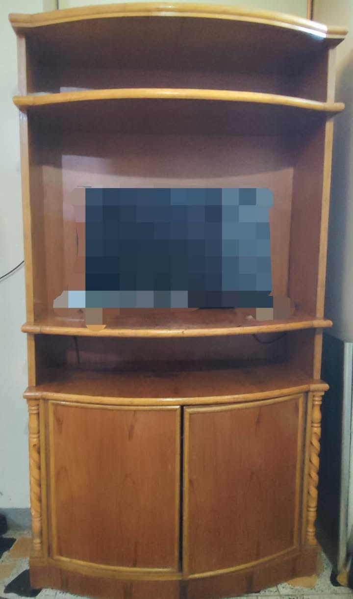 غرفه صاج للبيع مكاني الاعظميه راغبه خاتون بسعر مليون دينار فقط ***********
