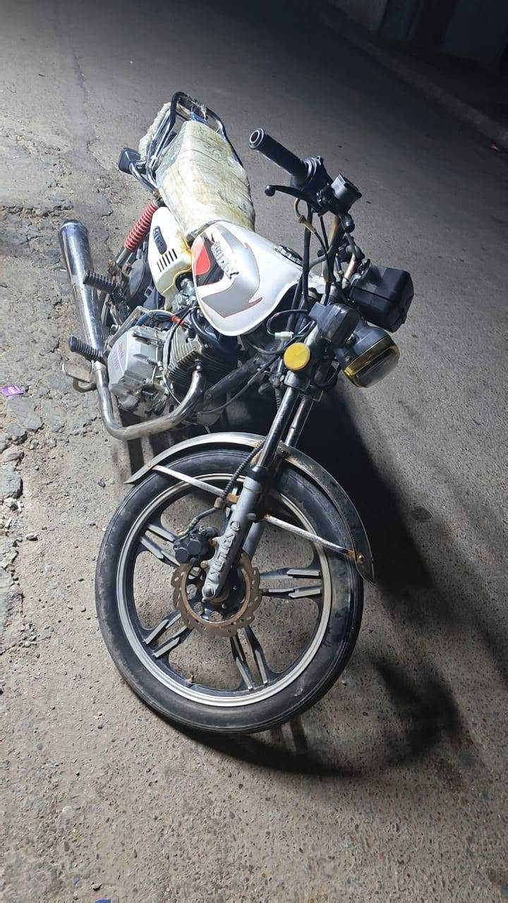 ب٤٢٥ نكره سلف نقص برغي مابيها بوجهك لشارع مال معاتب
***********
