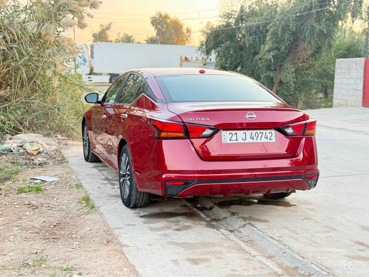 سلام عليكم 
نيسان التيما sv
بحاله الزيرو داخل ابيض
موديل 2025 ترقيم جديد سليمانيه  بسمي 
ماشيه 13 ميل
ظرر بونيد وجاملغ بدون دواخل 
ايرباك سستم 
مكان السياره ديالى خانقين 
سعر بلاش 168$
سونر صور الظرر مرفق 
*********** وتساب او اتصال خناقين, ديالى
