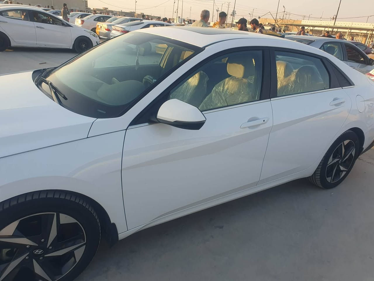 سلام عليكم النترا 23 فول مواصفات مكينه 2000 دوش رقمه بغداد باسمي ،  *********** السعر 170 وبيه مجال الطيبين
