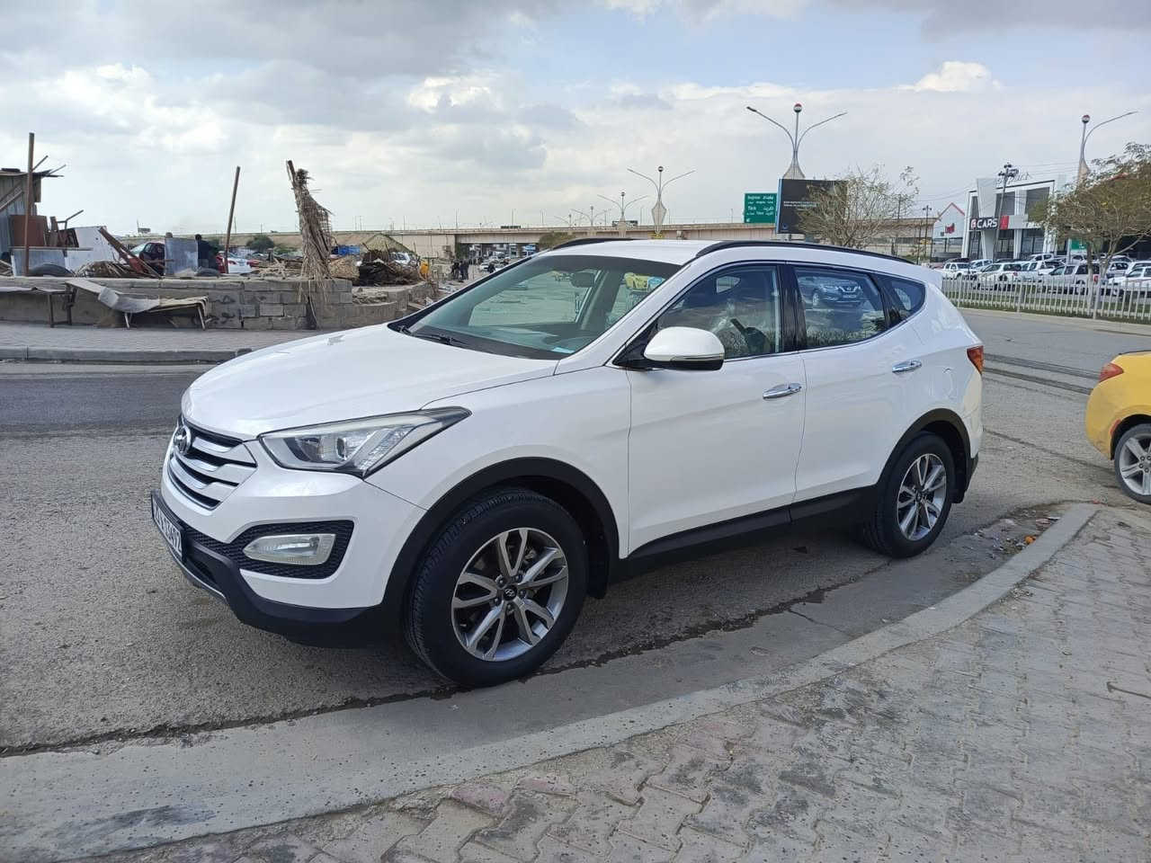 هونداي سنتافي خليجي موديل2015محرك2400 رقم سنويه هزه جديد بسمنه سياره مكفوله من ضرر بدون صبغ بدون تبديل سياره مال جناي سعر160$شويه بي مجال***********/***********مكان سياره كركوك
