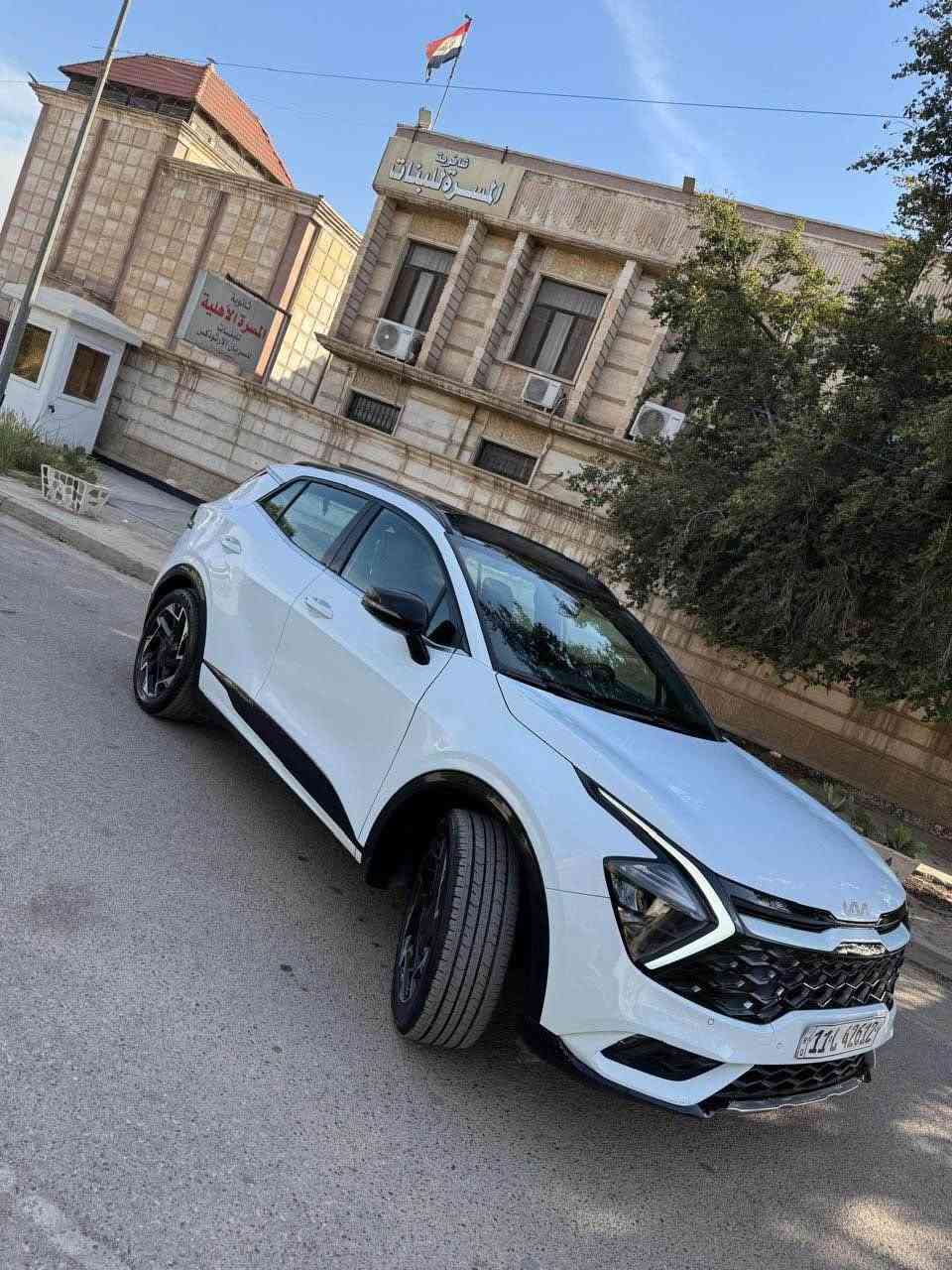السلام عليكم كيا سبورتج 2025 فئة GT LINE  ابيض بغداد فول مواصفات كير مكينة مكفول
 ماشية 21 الف 
بيها تفاصيل بسيطة ناشرة صورة السونار 

المواصفات :- GT LINE
فول 

مكان السياره زيونة 

السعر (23،900$) بيها مجال بسيط 

للأستفسار (***********) بغداد, العراق
