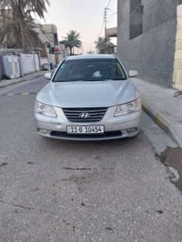 سوناته موديل  2009  خليجي بيهه صبغ قطعه وحده جاملغ خلفي جهت السايق مكي...