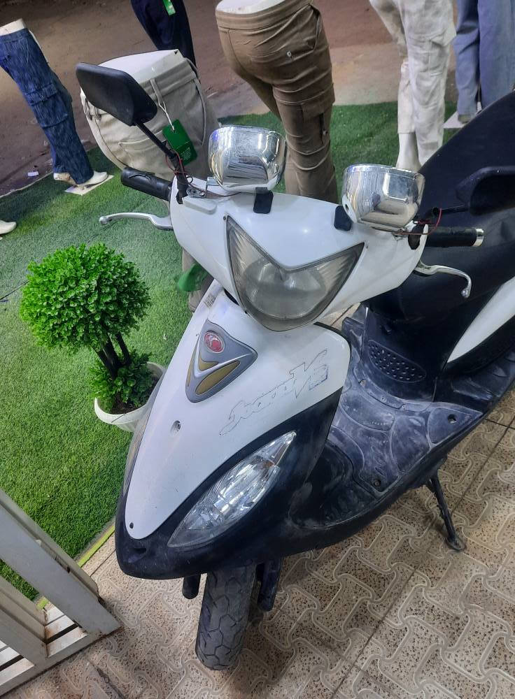 نكره سلف حاويه وكيله  مو جود 
تجي شوف بعينك مراوس تهرم مكاني نجف رقمي *********** النجف, العراق
