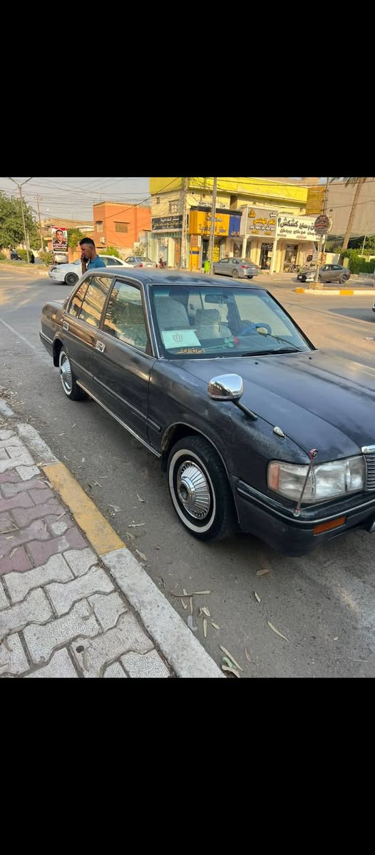 لبيع سريع كراون رنب  مديل94 سنويه جديده بدون صبق سياره جديده رقم ***********
