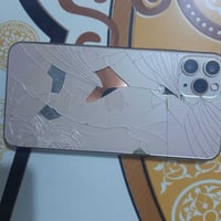 ايفون ١١ برو ماكس • ٢٥٦ • بطاريه ١٠٠