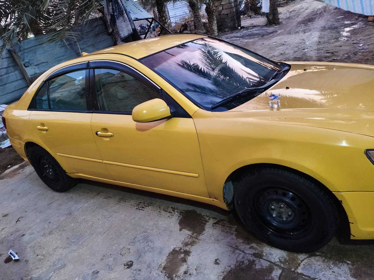 السلام عليكم سوناتا للبيع 2009 ماكينه 2400 كل شي بيها شغال بيها خيط بخار بس مكانها كربلاء باسمي سعر 85 وبيها مجال شيء قليل ***********
