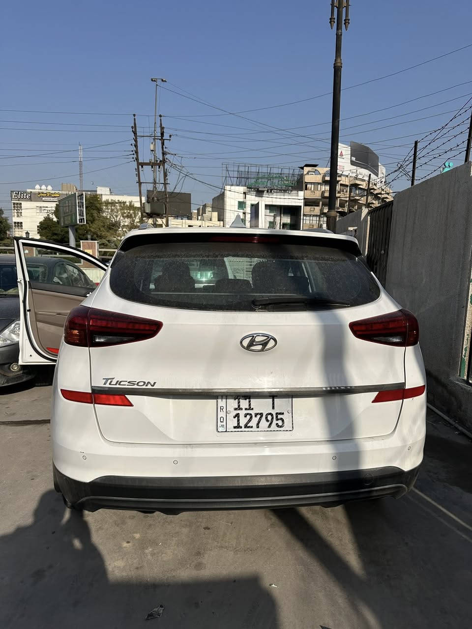 السلام عليكم
توسان خليجي 

موديل 2020

ماشيه 147

بصمه تشغيل وابواب

ترحيب بل مري جانبيه

تبريد قطعتين 

كشن كهرباء

بيها بارد بل بنيد 

***********
