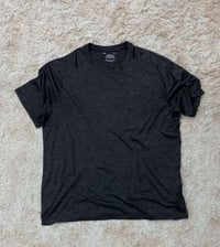 تشيرت اندر • قياس لارج • توصيل لجميع المحافظات