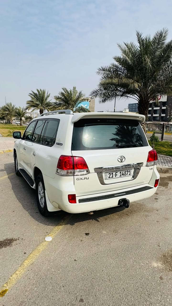 الهم صلي على محمد وال محمد البيع الاندكروز 2011 ستينيه اصل جي اكس ارفول موصفات ماحجه اذكرهن معروفه موصفاته رقم الدولي جديد ابسمي السياره كفاله عامه عده بارد بل جاملغ كلش بسيط فقط حتى يعني كفاله حتى الدعاميات مكينه بل جيس كير حداديه تخم تاير تبريد كله بل كارتون داخل السياره كلش نظيف اصفاح ونصبه شرط موس اخوان كتبت التفاصيل كله موتخابر وتكلي اشبيه 
السعر 320 وبيه مجال الشراي يتصل والله ماكو هيج سعر بهيج نضافه مكان السيآره بكربلاء الستفسار ع ‭0772 306 9736‬
