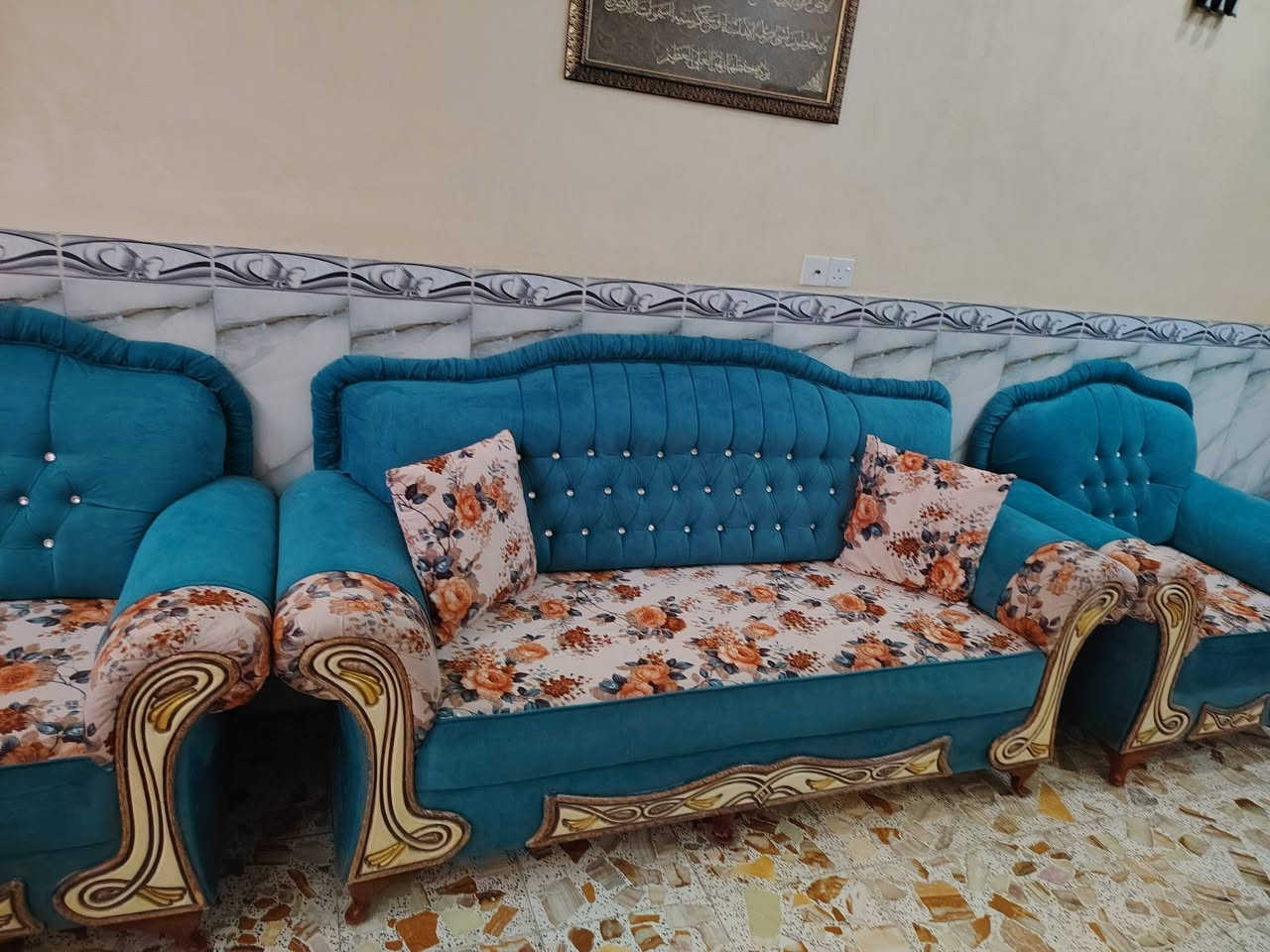 السلام عليكم تخم عشر مقاعد للبيع ويا مفرش وطبلات


**إذا كنت صاحب هذا الإعلان وتريد حذفه لأي سبب، رجاءا أرسل رسالة إلى الدعم الفني**