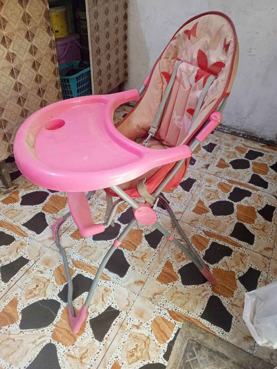 سلام عليكم هذني الغراض للبيع اليحب يستفسر خاص موجود


**إذا كنت صاحب هذا الإعلان وتريد حذفه لأي سبب، رجاءا أرسل رسالة إلى الدعم الفني**
