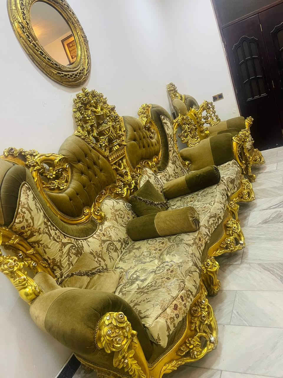 عيد النشر بسبب وعود كاذبة رجاء مو شراي لا ياخذ رقم وجاي وبطريق ماكو عشر مقاعد تخم زان ملكي كبير وطبلة كبيرة وسطية مع اربع طبلات صغيرة مرمر طبيعي مع لوحة كبيرة مع مراءة شلع لااحد يراسلني ع قطعة قطعةلسعر مليون و350وبي مجال مكاني دورة بغداد


**إذا كنت صاحب هذا الإعلان وتريد حذفه لأي سبب، رجاءا أرسل رسالة إلى الدعم الفني**