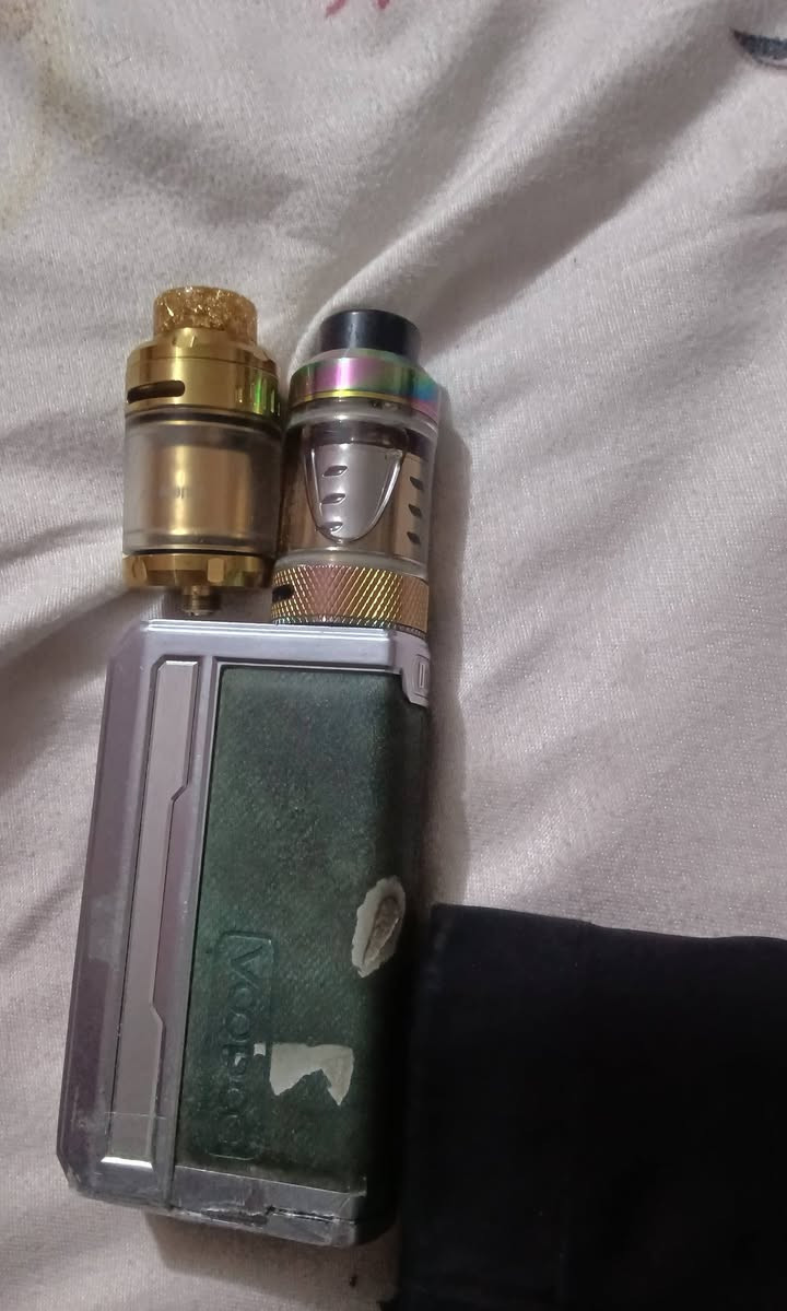 نركيله كترونيه DRAGBجيل ال3 مسحوب بيها فقط ٥٠ نفس
الي حاب يتواصل خاص او يتصالح على رقمي ***********
