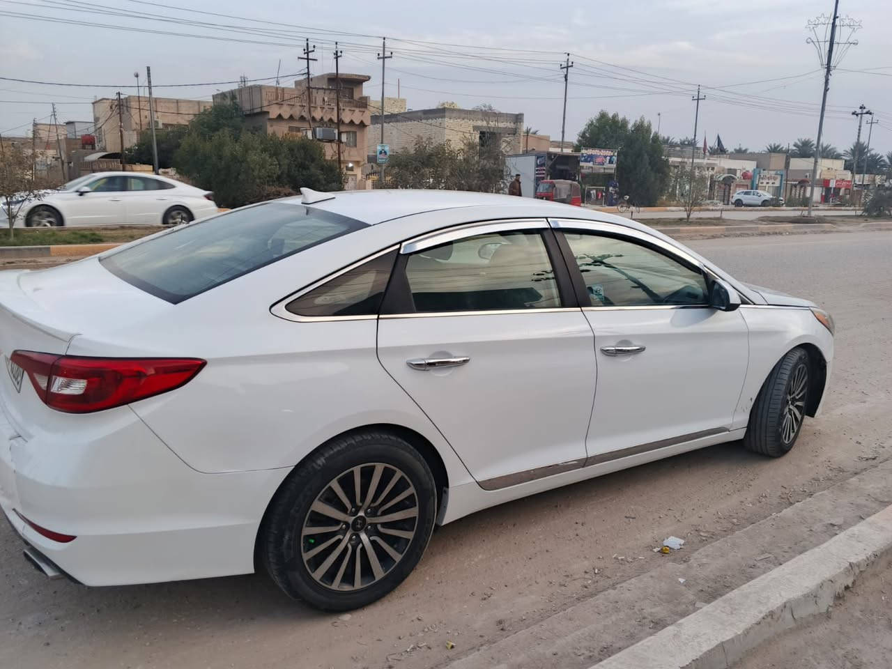 السلام عليكم 
سوناتا 2016
وارد امريكي محرك 2.4
حادثه جاملغ +حافه بنيد صور الحادث مرفقه
رقم اربيل سنويه وارقام جدد
مكانه بابل الهاشميه 
السعر 120,
للاستفسار ***********
