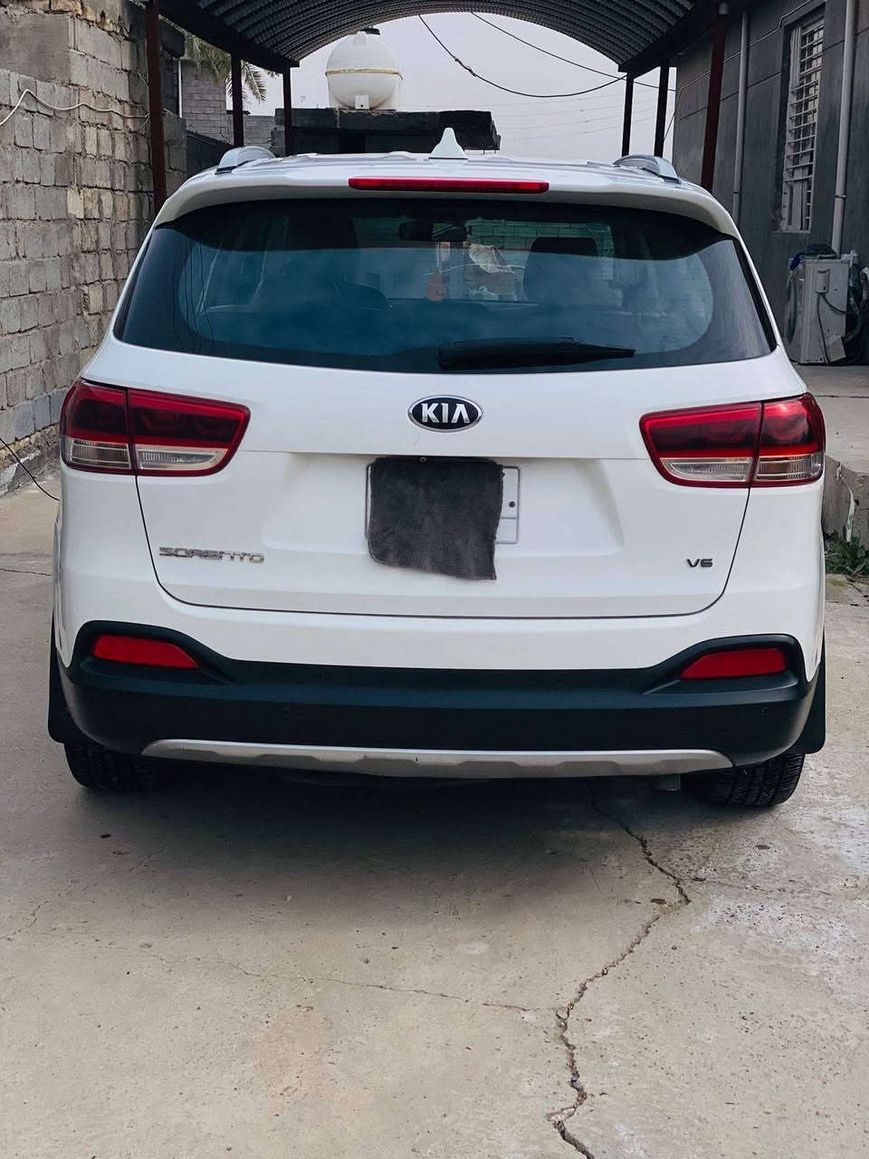 السلام عليكم سورنتو ٢٠١٦ فول عده الفتحه ٧راكب ماشيه ١٠٠ مكفوله عده ذني الي بالسونار  ماشيه ١٠٠ السعر٢١٣ المكان بغداد التصال ***********
