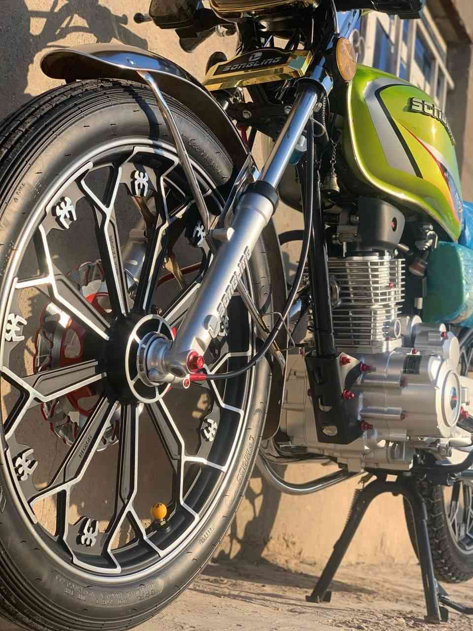 سلام عليكم سونك 2024  كامله من كلشي اوراقه گامله كهربائيات كله شغاله  كل نقص مابيه محرك صبانه ماممدوده عليه مراوس فقط بوكسر  مكاني محموديه : ***********
