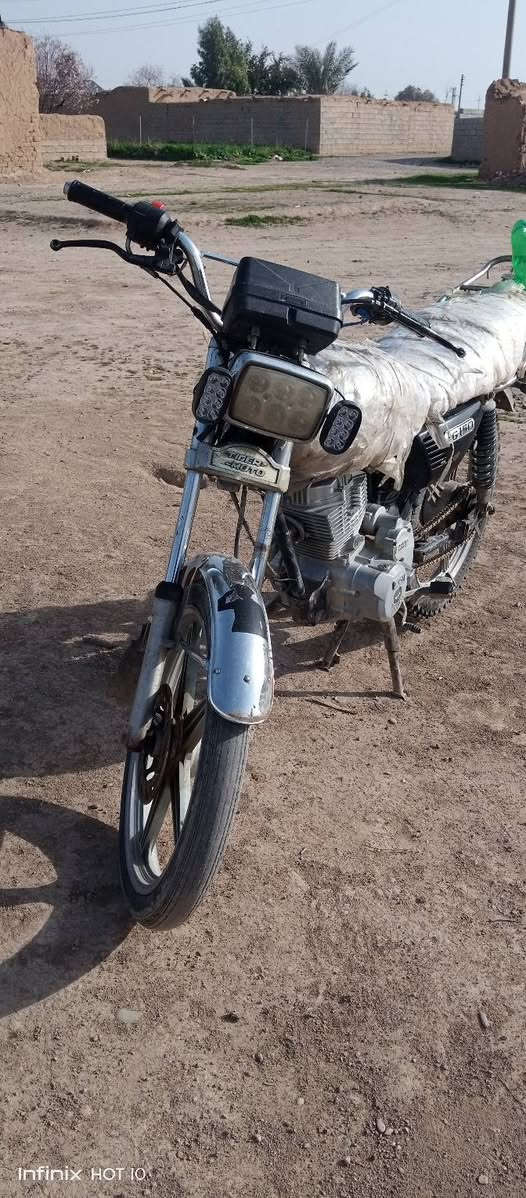 دراجه للبيع خمسه 5كير محرك مامفتوح فول نشاط السعر250 وبي مجال مكاني حويجه الكاضميه***********

