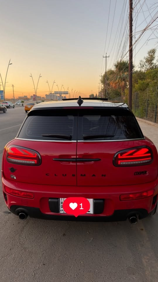 عنوان التميز
مني كوبر كلوبمان. S   2024 
MINI CLUBMAN S  2024

احلى فئه من ناحيه شكل و مساحه و مواصفات 
فول مواصفات 1/1 توكلر.    4 أبواب  
السياره بدون قطره صبغ 
ضررها باب مبدل من الوكاله نفس اللون و بارد بسيط 
ماشيه 19.000 فقط 
   رقم اربيل سنويه و هزه 2027 
تحويل مباشر 

السعر 19.700$
للتواصل رقم صاحب السياره :  ***********
