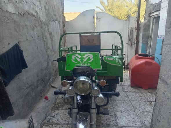 سلام عليكم ستوته موديل ٢٣ للبيع مابيها اي نقص عارضها ٢٤٠٠ وبيها مجال النوان مدينه الصدر بالوسط رقم الموبايل ***********
