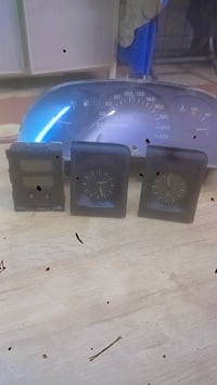 موصل • قطع غيار سيارات • للبيع