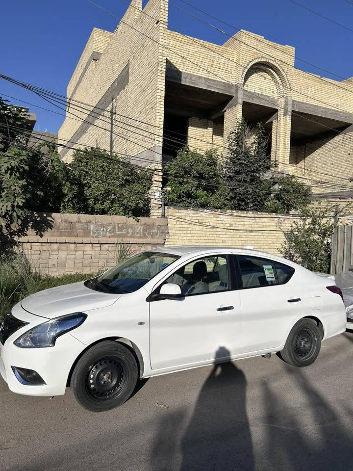 نيسان صني 2024 ماشية 11280بيها بس طخا بلدعامي خلفية سيارة بعدها بضمان شركة السور ثاني تبديلت دهن لها
السعر 129 $السعر بي مجال هاتف ***********
المكان بغداد
