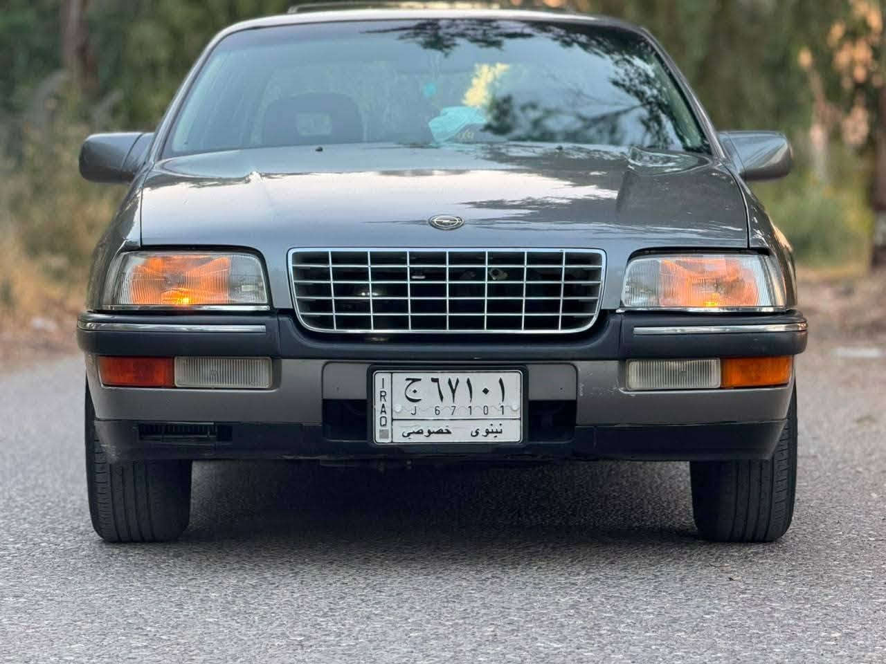 السعر 48$$           ***********
سيناتور موديل 1993 مكينه كير شرط تبريد شغال مواصفات CD فول بدون ضرر صبغ حزام جماليه حجم 30 كبس رقم نينوى ألماني شرط التحويل سنويه جديده مشروع وطني سلايت كير توماتيك هيتر كشنات جامات كهرب مري كهرب ويل كب خليه سياره جاهزه وضع شركه
