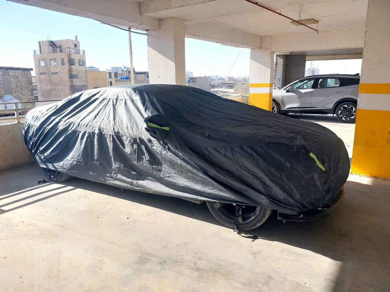 جادر  ثقيل درجة اولى مبطن بطبقة قطنية لحماية صبغ السيارة يحتوي على فسفورات تنبيه
صيفي و شتوي
يحمي السيارة من المطر و الغبار و الشمس
يحتوي على جيوب للمري
سحابات من جهه السائق لسهولة الوصول للسيارة اثناء وضعه
متوفر بجميع الاحجام ولجميع السيارات 
الاسعار 
الصالون  30 الف 
عالي ٥ راكب 35  الف
عالي ٧ راكب 40 الف
 متوفر بجميع الاحجام ولجميع السيارات 
للحجز ارسال الرقم والعنوان على خاص الصفحه
للاستفسار الاتصال ***********
 خدمة التوصيل داخل بغداد 5 الاف
التوصيل لجميع المحافظات 5 الاف
