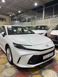 #امجد_الحسني_لتجارة_السيارات  ‏TOYOTA CAMRY 2025 ‏E puls 🛑ضمان ساز🛑 ➖ ...