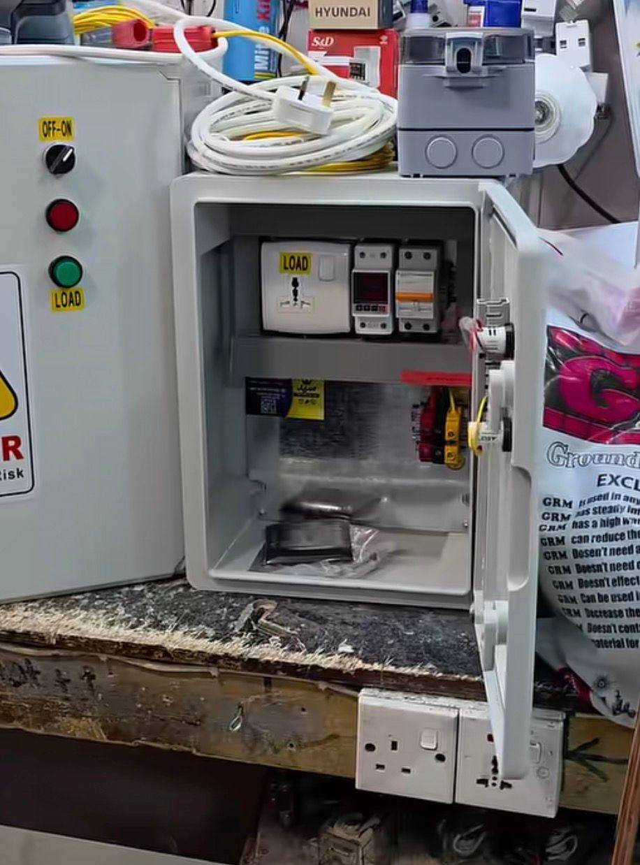 تم بفضل الله تجهيز وتنصيب بوكس حمايه لجميع انواع السيارات الكهربائيه byd بكل فئاتها والسيارات الكهربائيه الأخرى بسعر 140الف فقط مع ضمان شهرر
***********
