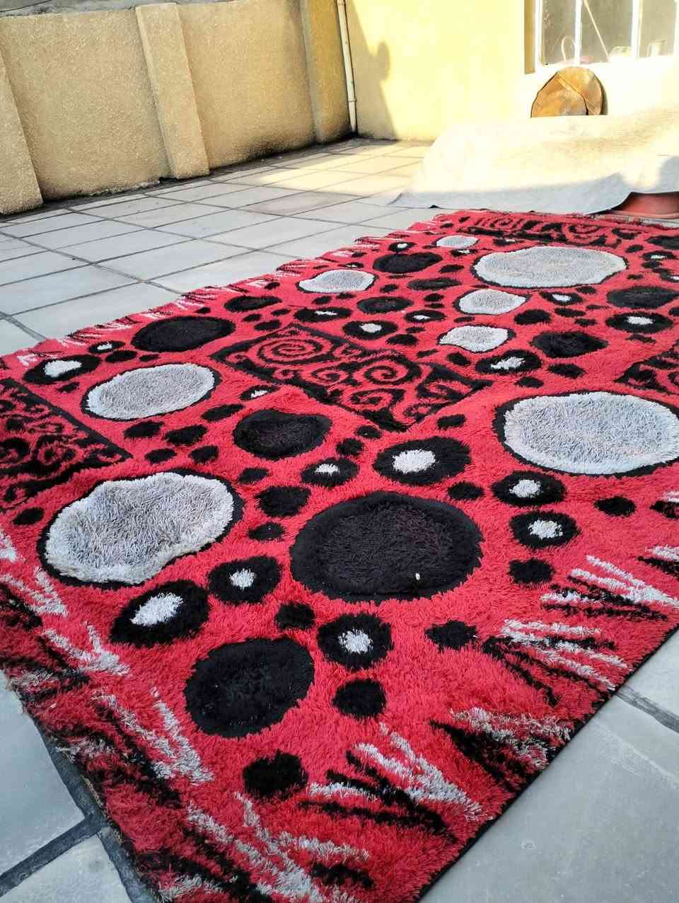 سلام عليكم كاربد نوع ثقيل القياس ٣ *٤ السعر ١٥٠موبايل ***********
