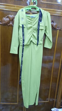 ملابس بنات • قطع للبيع • البصرة