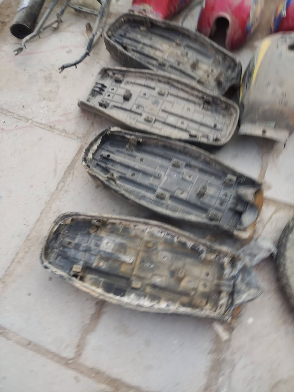 سلام عليكم شباب غراض بوكسر مستخدمه بلادي دراج بوكسر هندي اصلي مدينت الصدر الرقم
***********
