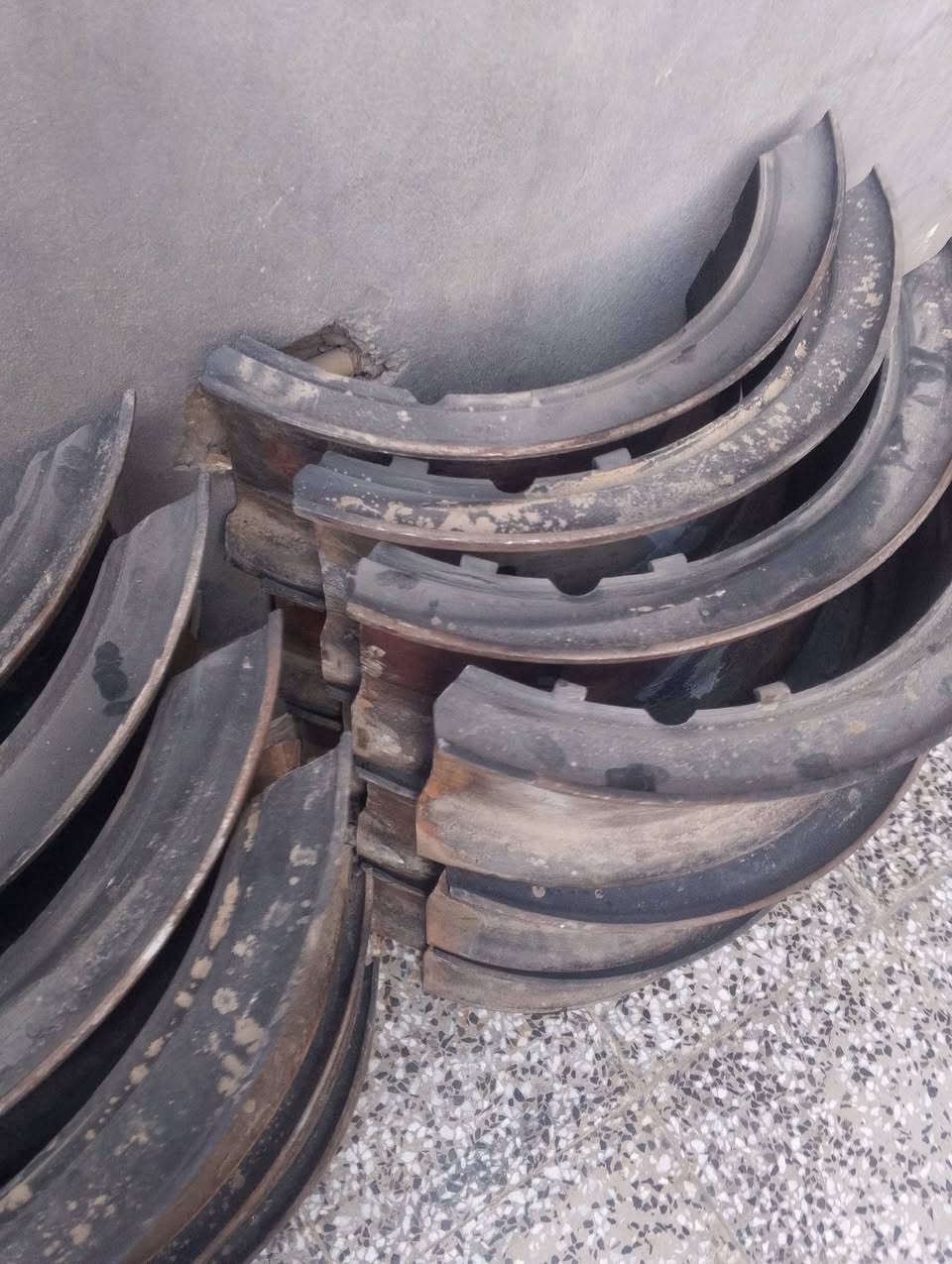 السلام عليكم
ويلات للبيع الماني 
***********
