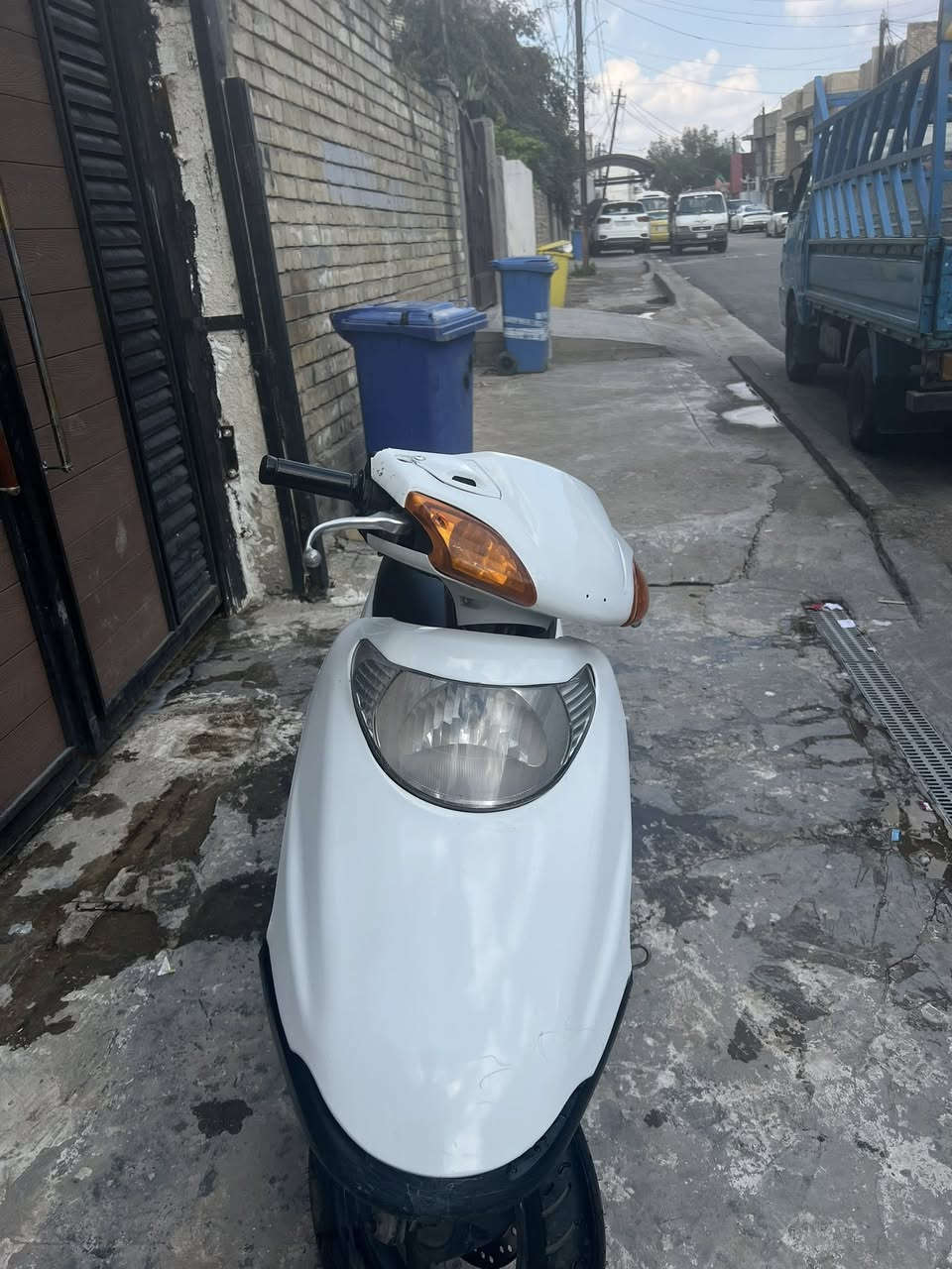 سلام عليكم دراجه سبيسي للبيع
كهربائيات شغاله مكينه نضيفه نكرة سلف تشتغل 

سعره 250وبيه مجال 

رقم ***********

📍بغداد الجديدة
