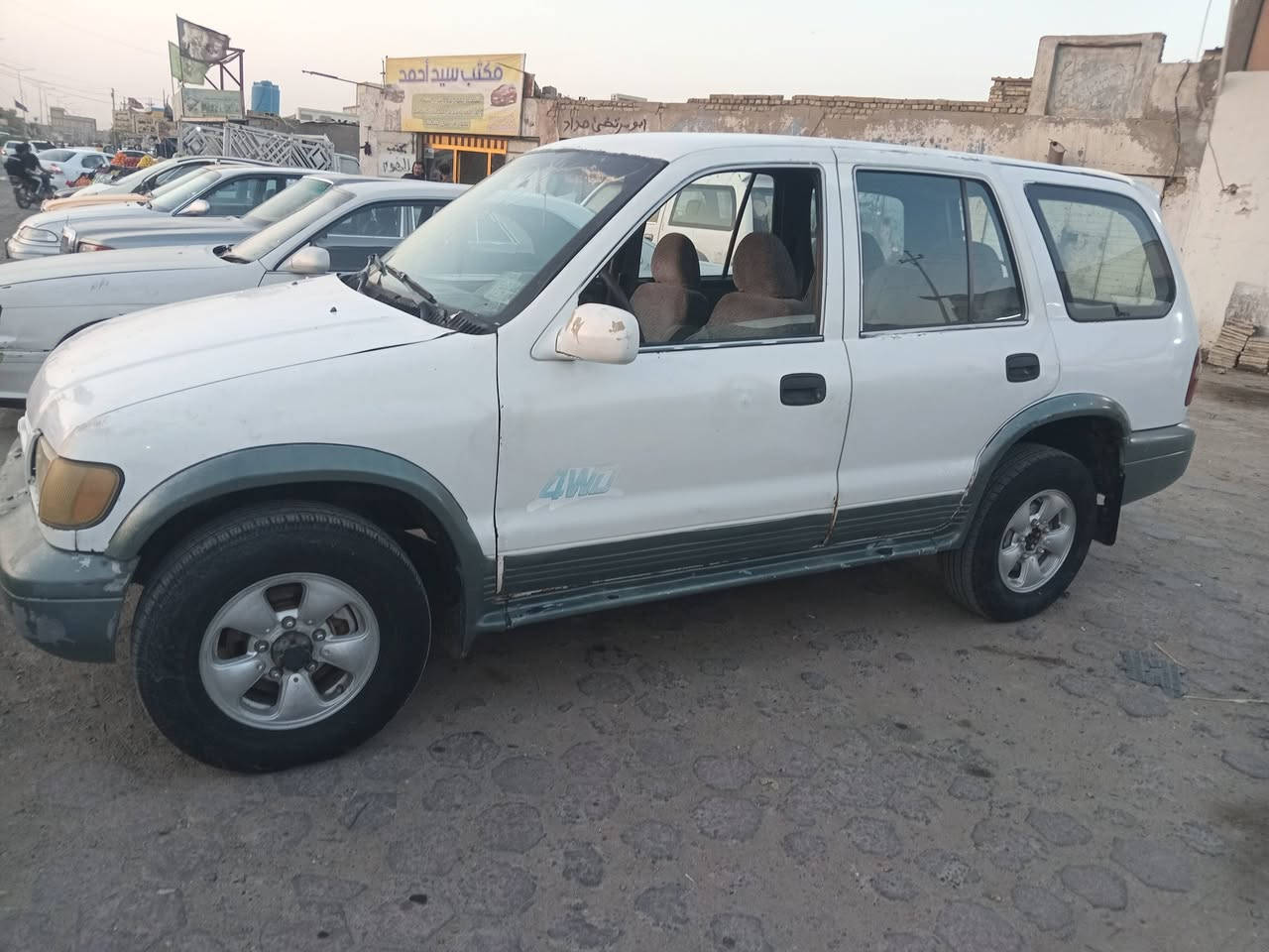 كيا سبورتج موديل 97 مكينه وكير بلادي سنويه 27 رقمه بغداد مميز مكاني ميسان العماره السعر30 هاذ رقمي ***********
